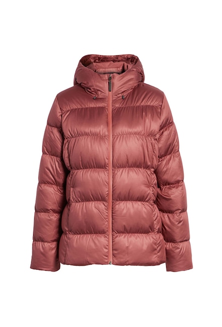 E-comm: Our Favorite Puffer Jackets